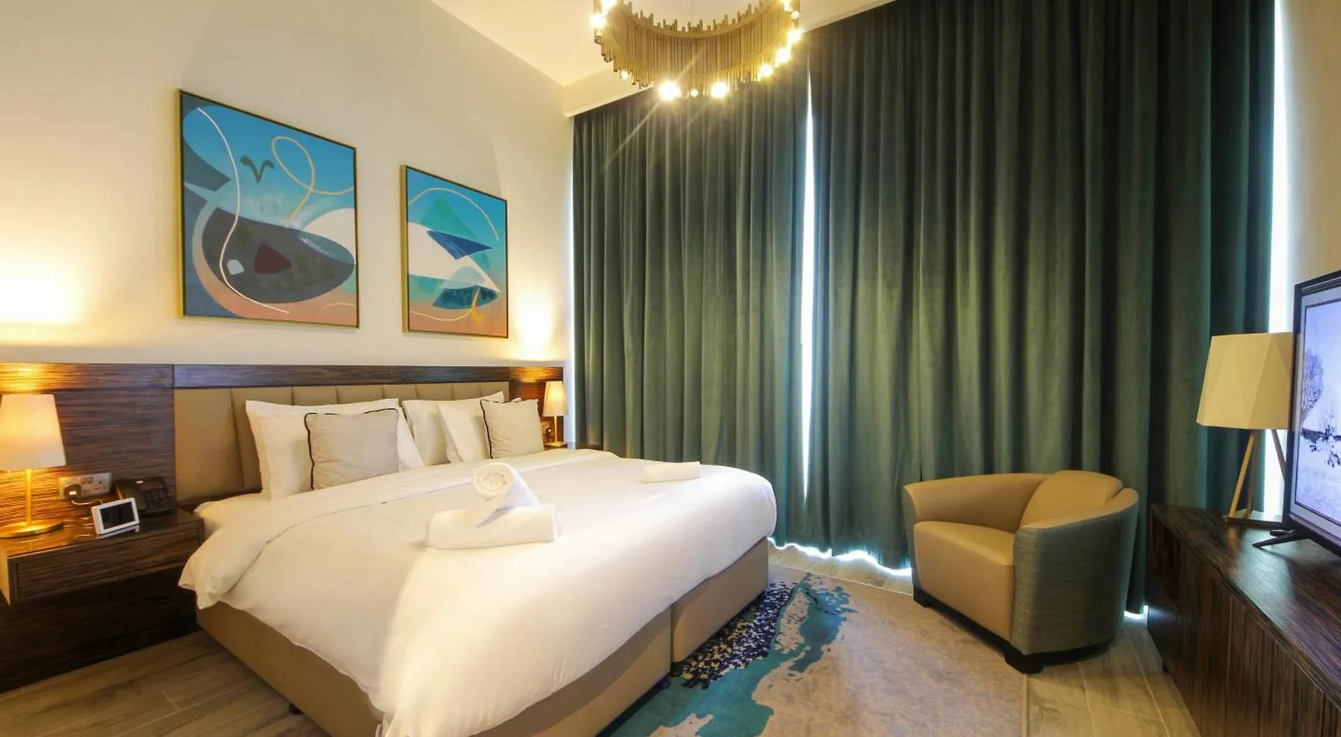 Avani Plus Palm View Dubai Hotel Residence