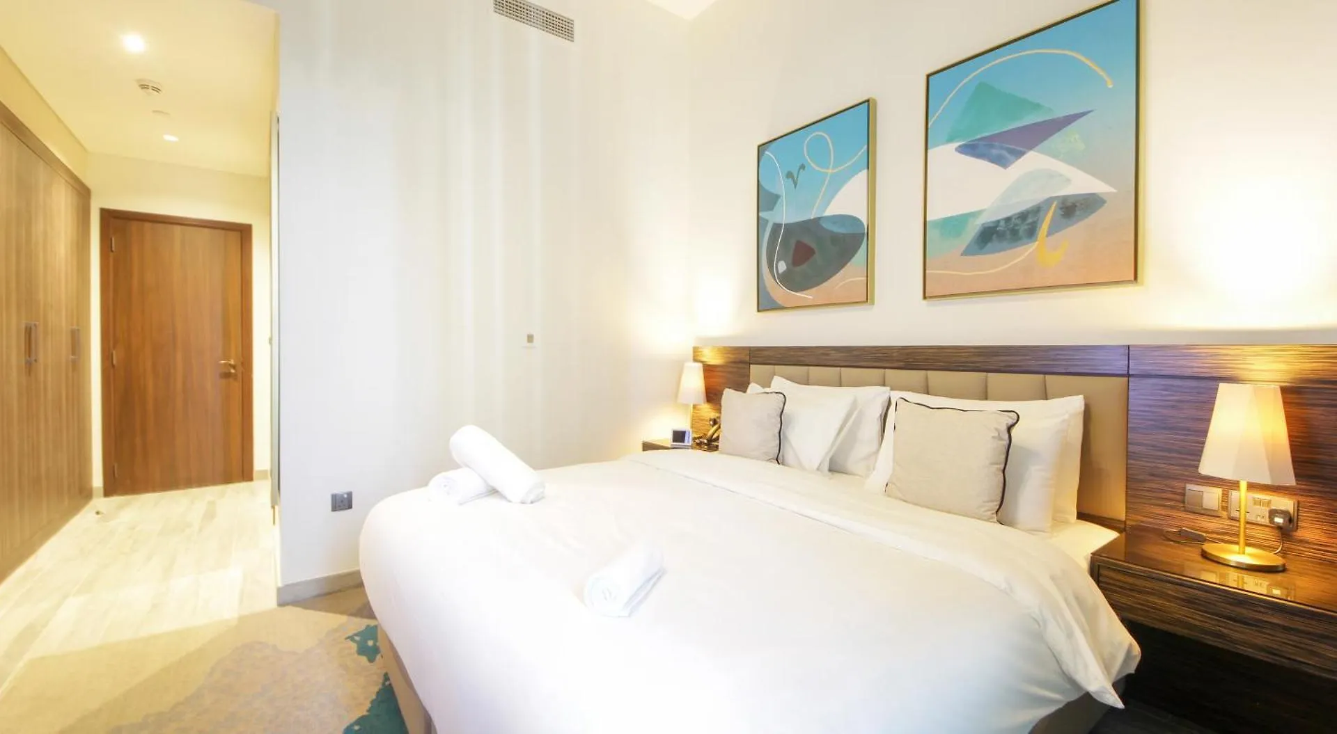 Avani Plus Palm View Dubai Hotel Residence Apartment